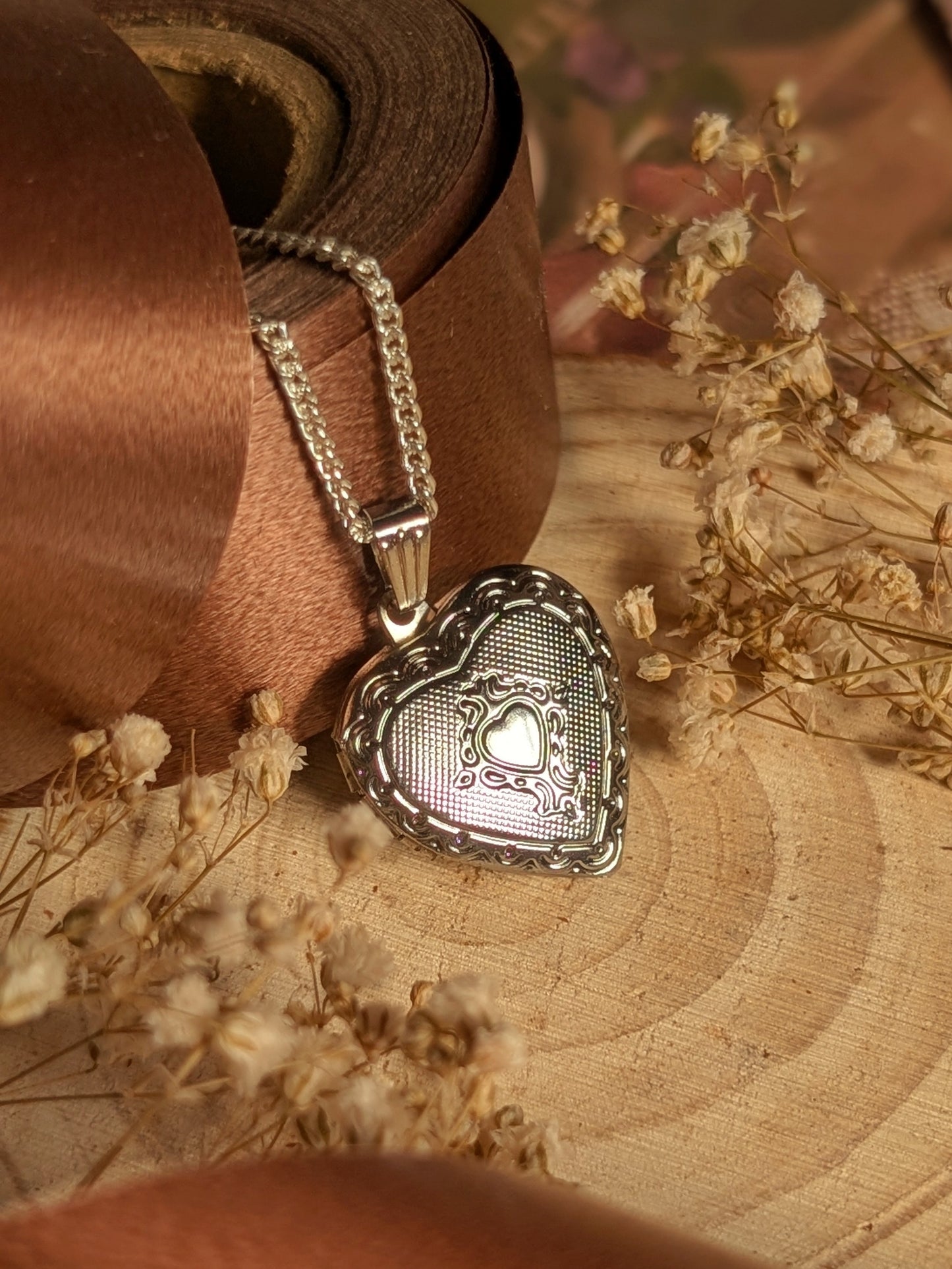 Cara Locket Pendants